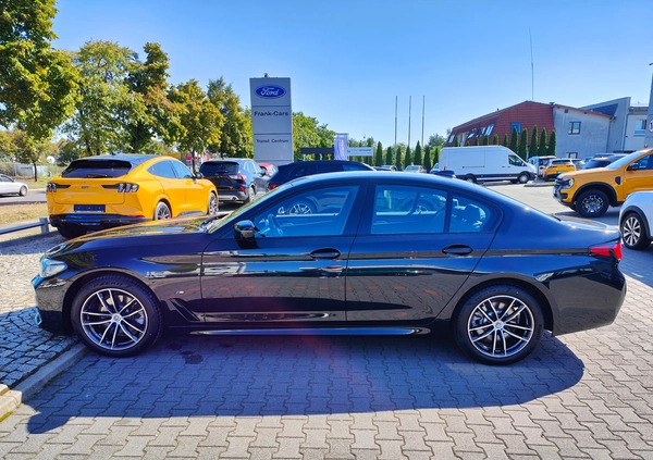 BMW Seria 5 cena 211000 przebieg: 26499, rok produkcji 2022 z Wieluń małe 254